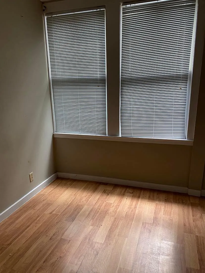 302 S Woodland Blvd — Photo 3