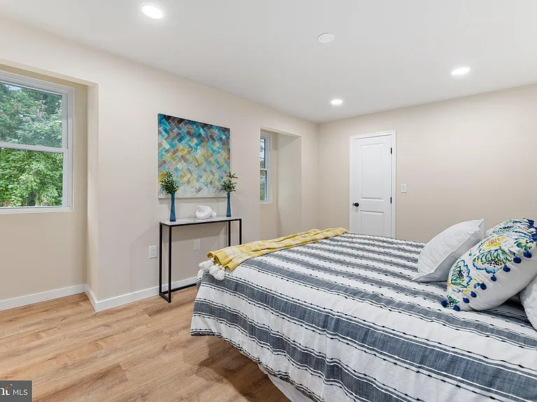 3215 Edgewood Rd — Photo 27