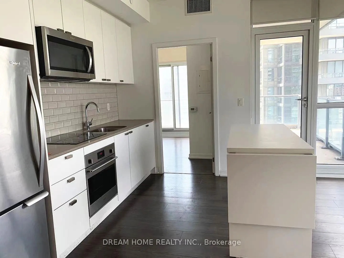 2 bed, $2,750 — Photo 3