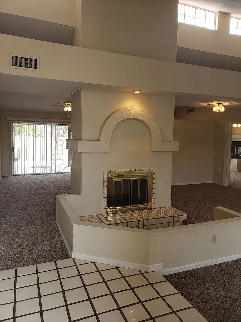 3 Bedroom - 2.5 Bath - 1795 Sq. Ft. - Gila Springs Community - Chandler, AZ — Photo 4