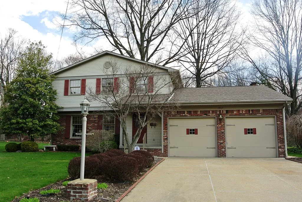 1907 Comanche Trl photo 1