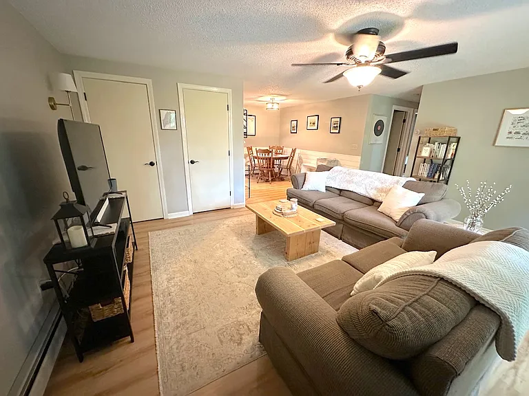 5 Academy Pl #58 — Photo 3