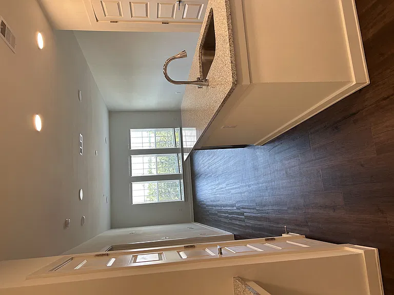 Station 75 Apartments at McDonough — Photo 67