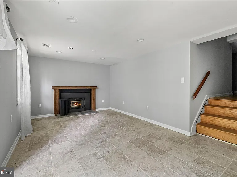 2022 Mayflower Dr — Photo 24