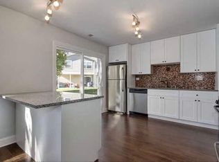 1221 Elder Ct, Wheeling, IL 60090