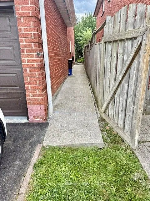 2 bed, $1,700 — Photo 4