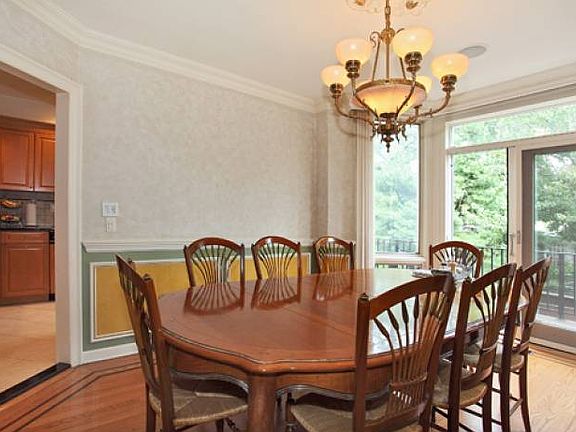 4th image of 169 Kensington Dr #169