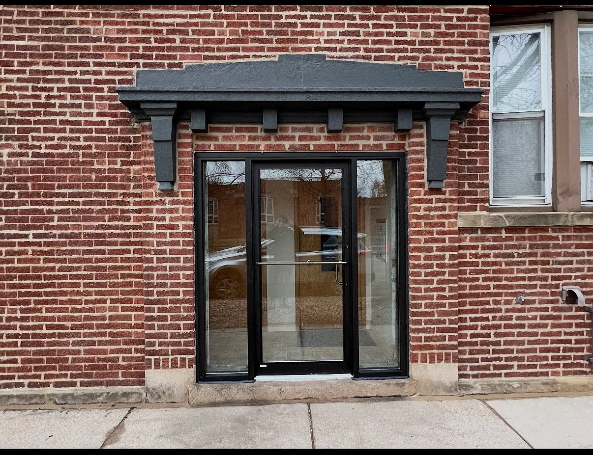 2 bed, 1000 sqft, $2,100 — Photo 1