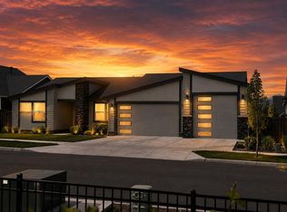 3631 NE Desert Juniper Ln, Bend, OR 97701