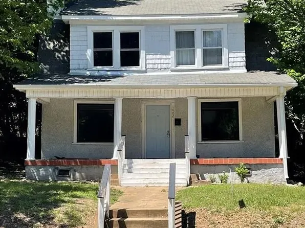 1402 W Market St, Greensboro, NC 27403