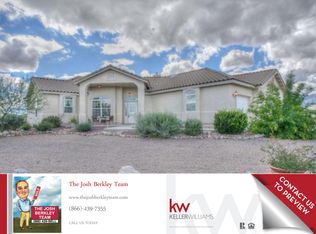 8100 E Quail Call Ln, Hereford, AZ 85615