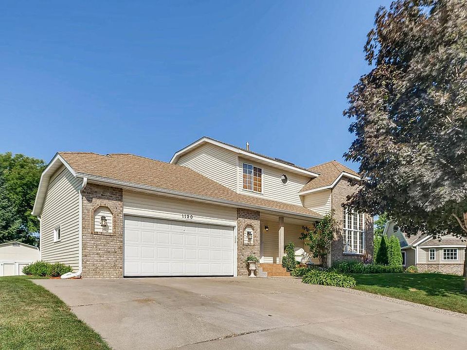 1st image of 1120 Granada Way N