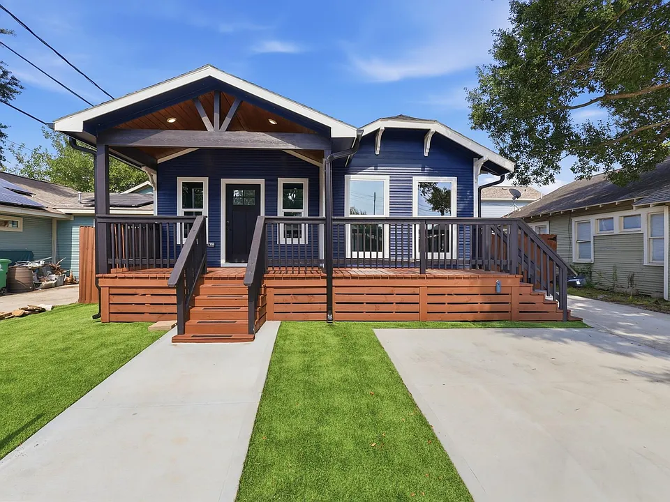 105 Opal Ct