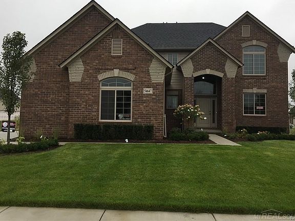 3rd image of 54647 Deadwood Ln