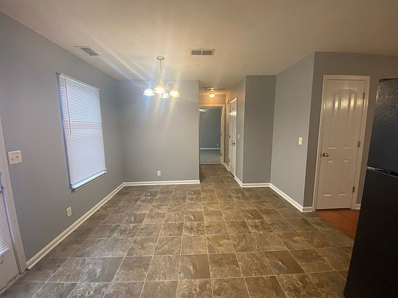 4th image of 857 Maricopa Dr