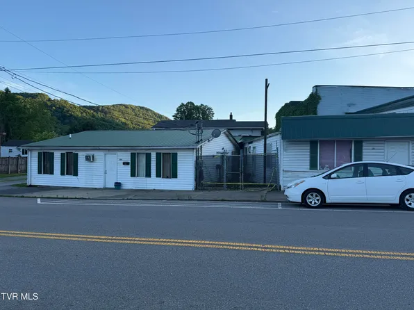 201 E 5th St S, Big Stone Gap, VA 24219