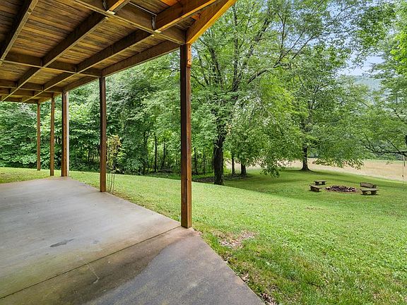 3rd image of 3318 Old Highway 64 E