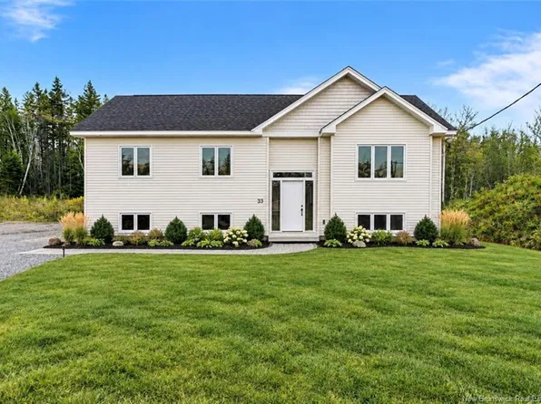 33 Denis Ave, Saint Antoine, NB E4V 0E2