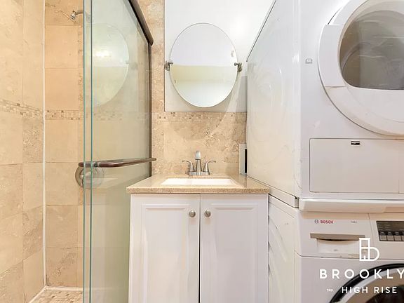 4th image of 260 Linden Blvd APT 1C