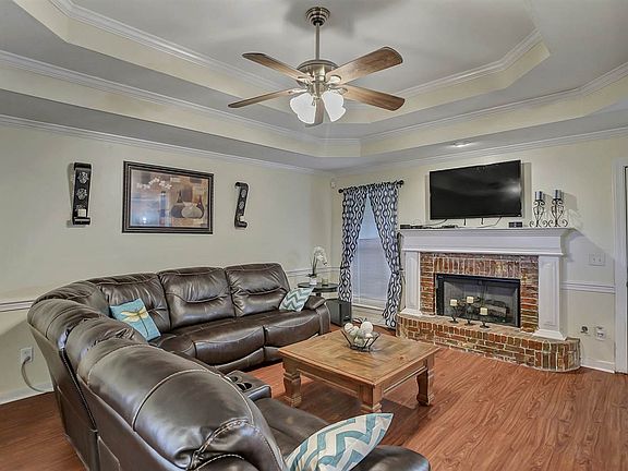 5th image of 462 Hillandale Dr