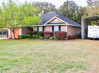 4053 Meadow Cir, Blackshear, GA 31516