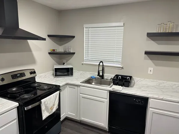 3490 Newberry Trl, Decatur, GA 30034