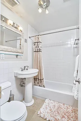 Rented by Compass | media 12