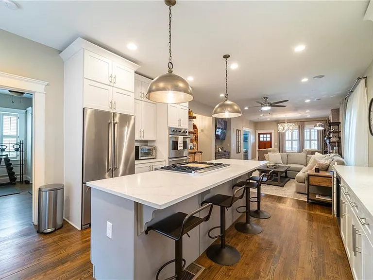 781 Greenwood Ave NE — Photo 19