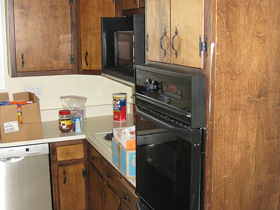 5th image of 1514 N Wakefield St