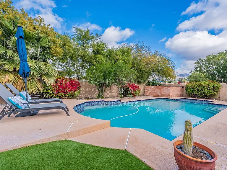 9910 E Sutton Dr — Photo 39