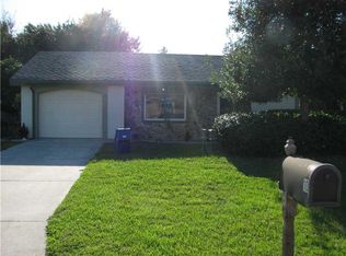 10 Sunset Dr, Sebastian, FL 32958