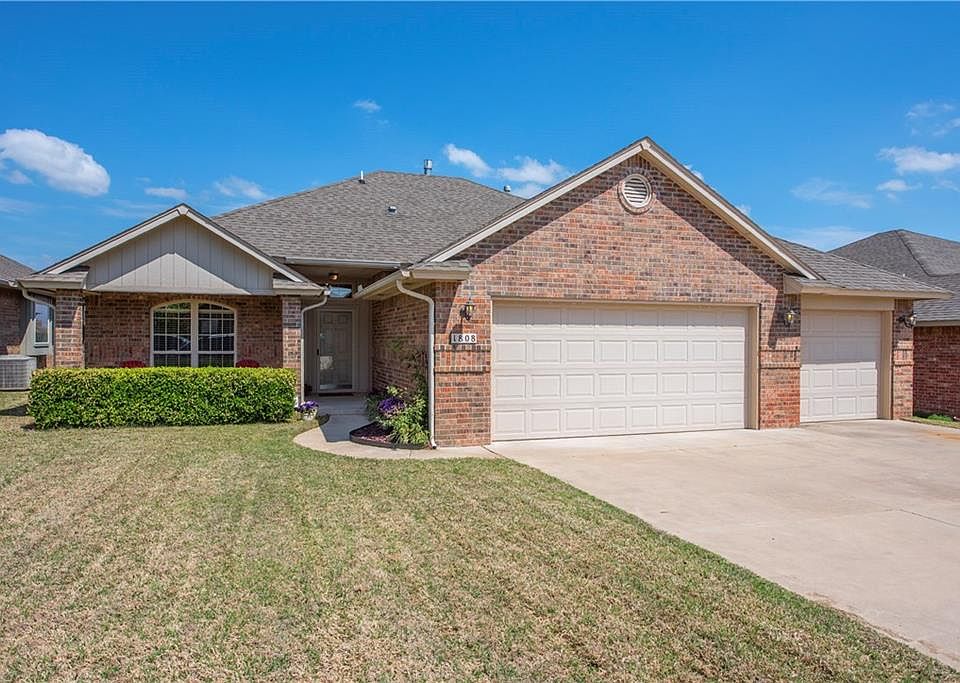 1st image of 1808 Jordan Dr