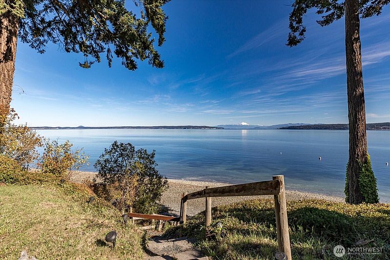 4th image of 159 S Harrington Lagoon Road