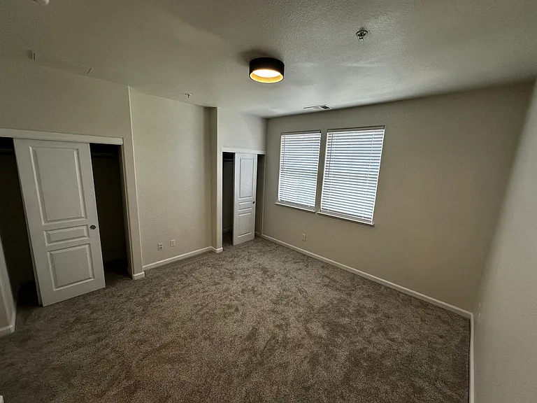 25502 Huntwood Ave — Photo 38