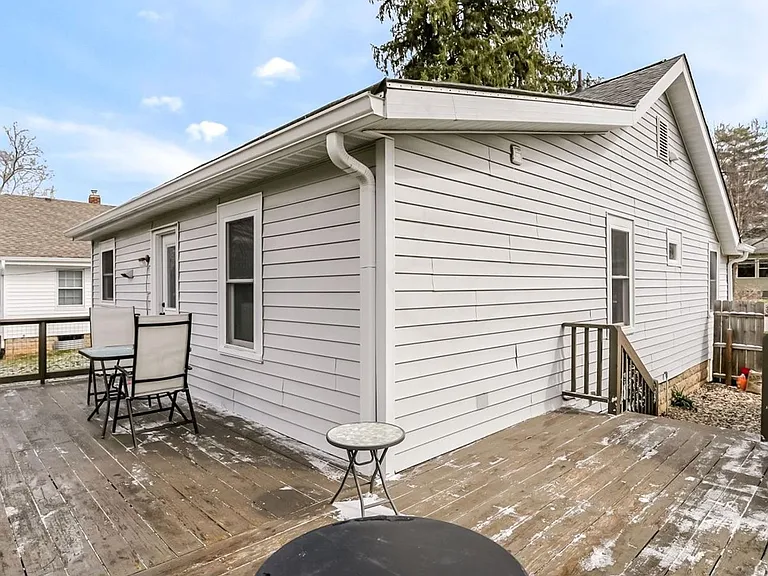 626 S Mitchell St — Photo 21