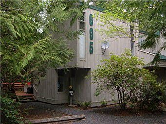 1st image of 695 E Pointes Dr W