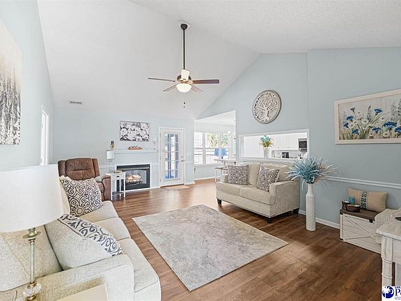 3rd image of 3215 Strada Gianna