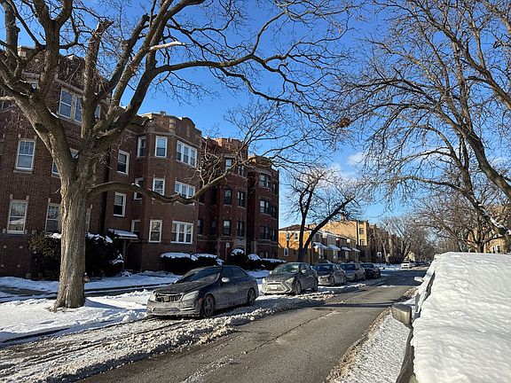 5th image of 9313 S Bishop St