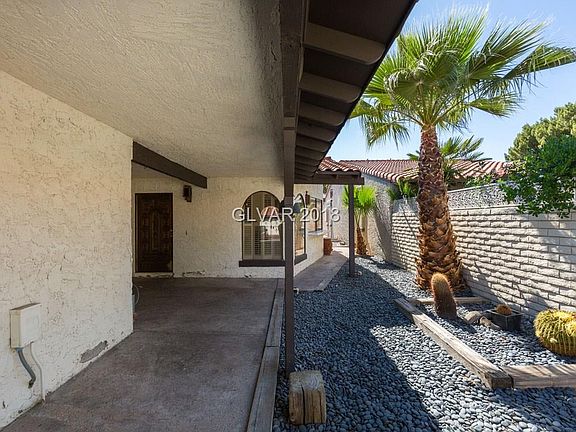 3rd image of 2108 Plaza Del Fuentes