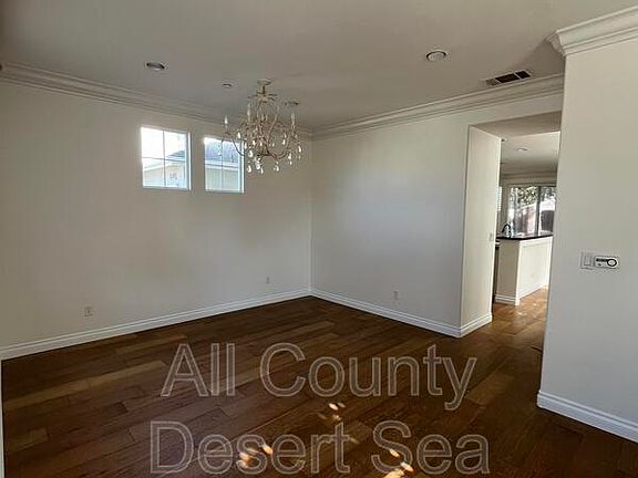 3rd image of 16826 Clovergreen Ln