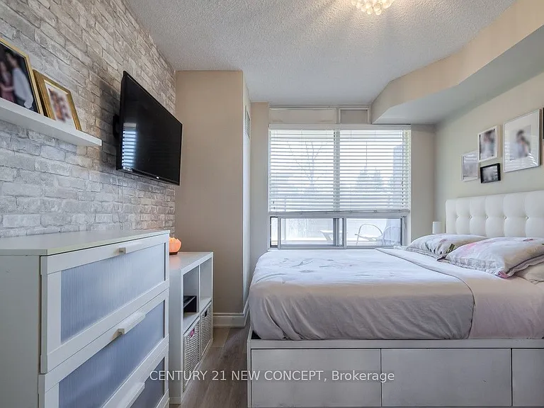 78 Harrison Garden Blvd #204 — Photo 18