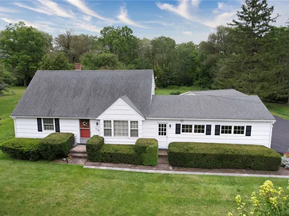 770 Victor Rd, Macedon, NY 14502