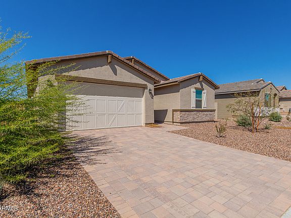 3rd image of 3324 E LUNA Drive