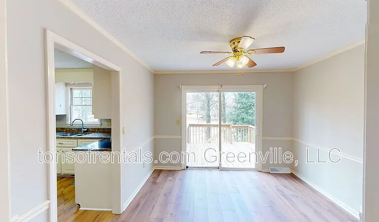710 Stallings Rd — Photo 8