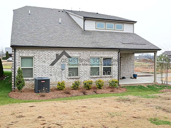5th image of 1028 Fenner Ln