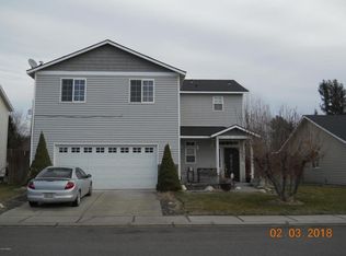 507 Meadowlark Dr, Grandview, WA