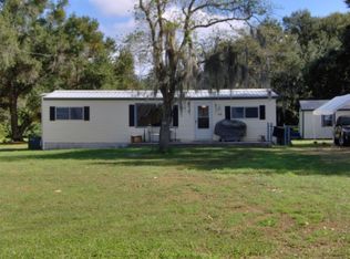 95 Moss Rd E, Auburndale, FL 33823