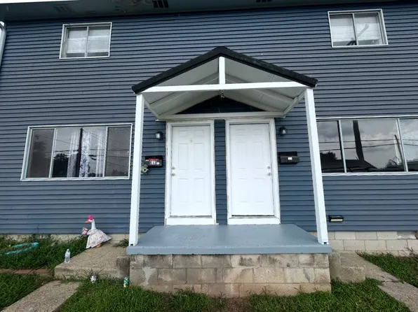 613 Vine St, Ironton, OH 45638