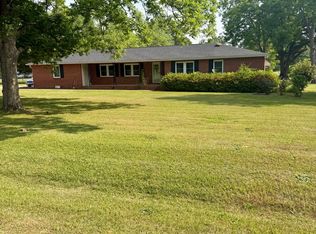 102 Sparrow St, Perry, GA 31069