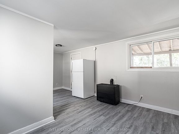 5th image of 229 Hamilton Rd #5